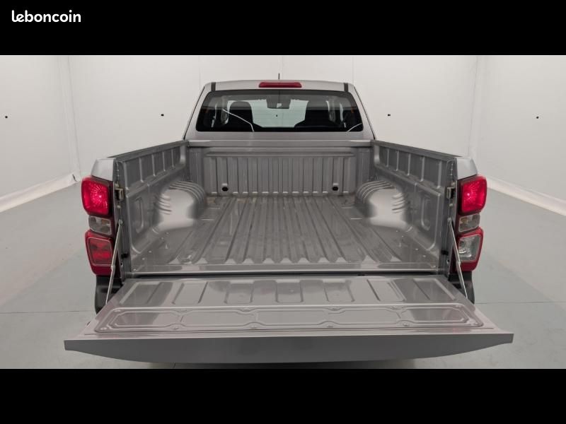 Isuzu D-Max 2.2 Ddi 164ch B-Strong Space M/T - DISPO BLANC / GRIS C / GRIS F / ORANGE (image 6)