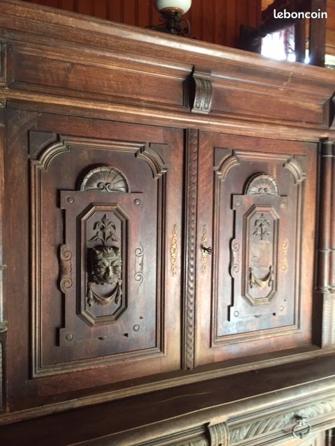 Grand meuble ou armoire en bois massif (Henry II ?) à restaurer (image 1)