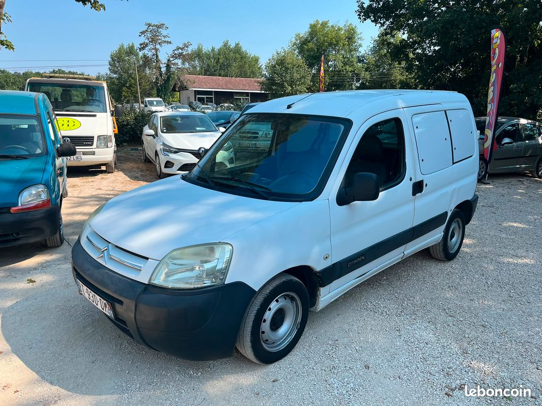 CITROEN BERLINGO 1.6 HDI – 90 CH – Paiement en 10x 11x ou 12x – Financement – Extension de garantie – Reprise (image 1)