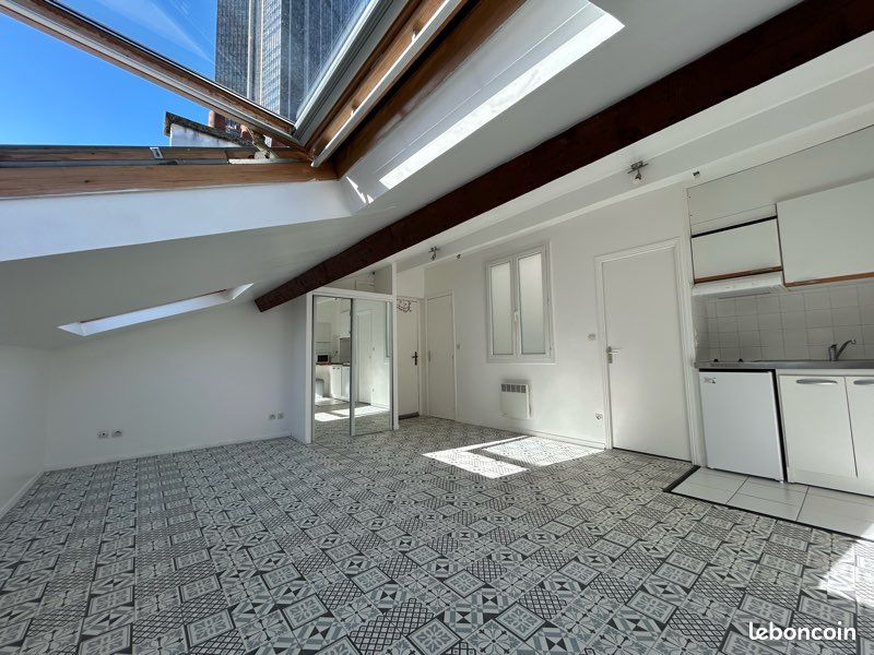 Appartement 1 pièce 25 m² · à Paris · 25 m² · 285 000 €