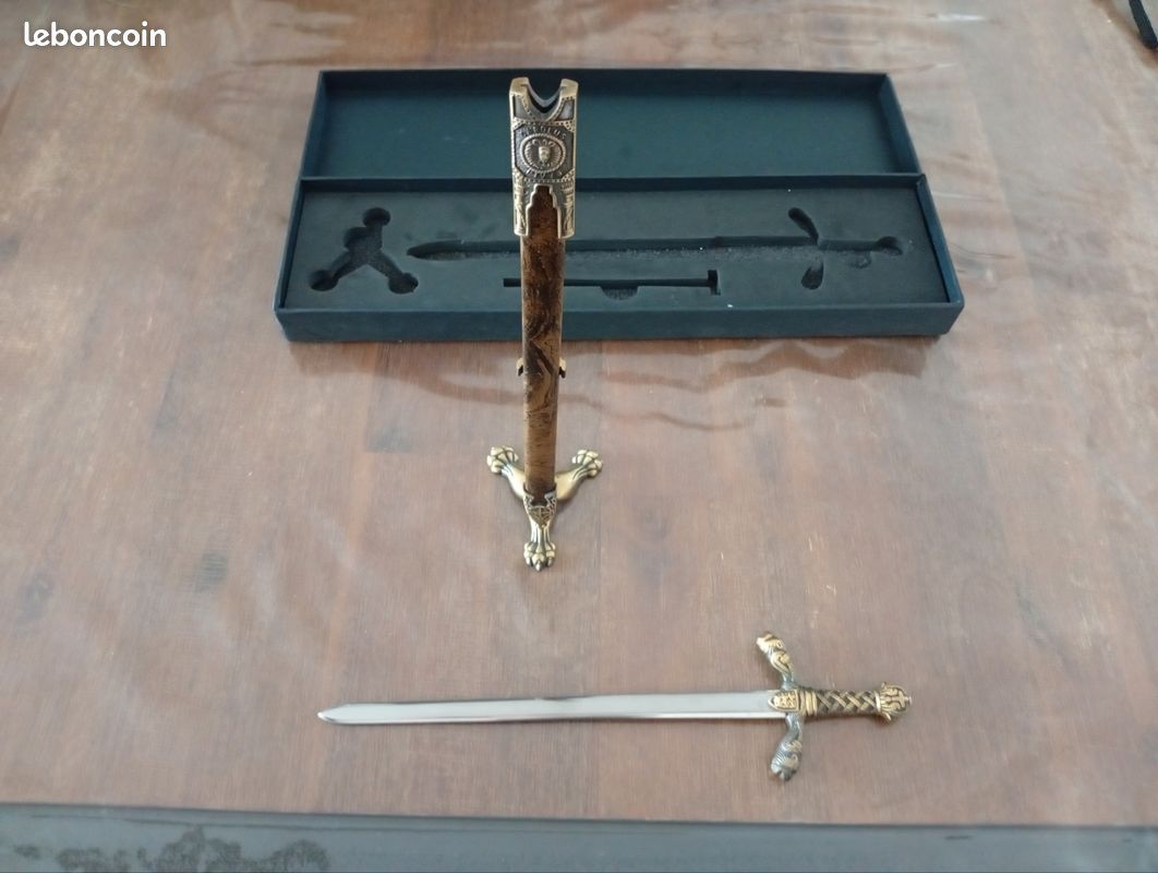 Ouvre lettres - épée médiévale (image 4)