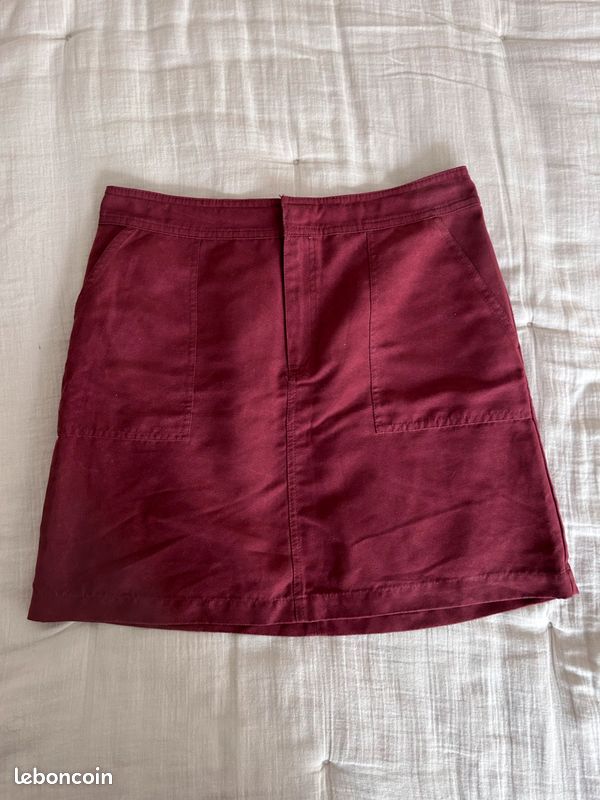 Jupe bordeaux (image 1)