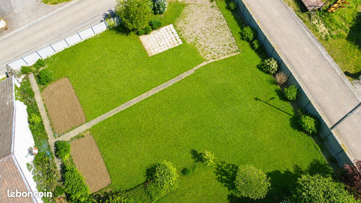 Terrain 775 m² CHEMINOT (image 2)