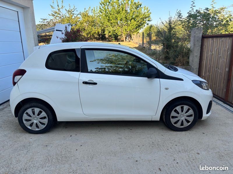 Peugeot 108 (image 1)