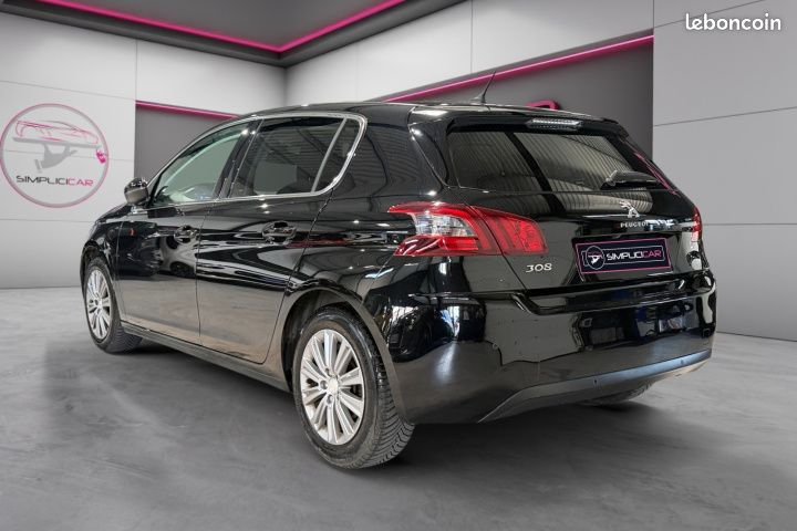 PEUGEOT 308 1.2 130Ch ALLURE Garantie 12 mois APPLE CARPLAY (image 5)