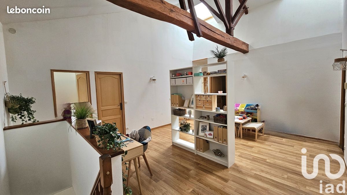 Maison 5 pièces 238 m² - Jauldes 16560 (image principale 8)