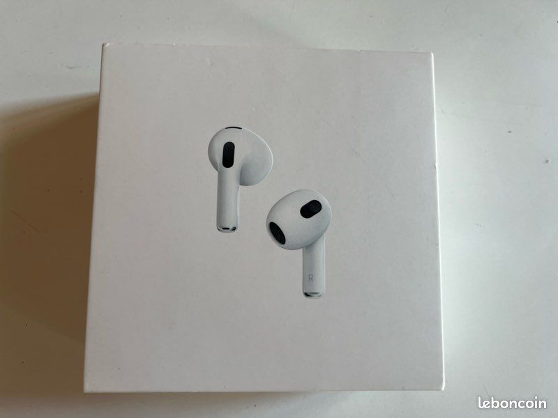 AirPods 3 (image 1)