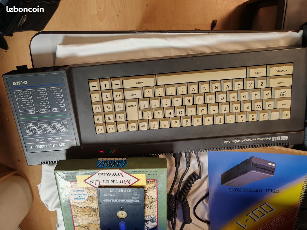 Amstrad CPC 6128 – Clavier AZERTY, état Comme Neuf, CRTC 0, 100% Fonctionnel