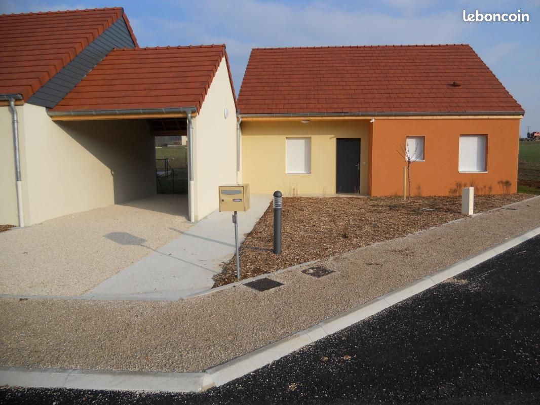 Maison 3 pièces 70 m² · à Chamesson · 70 m² · 702 €/mois