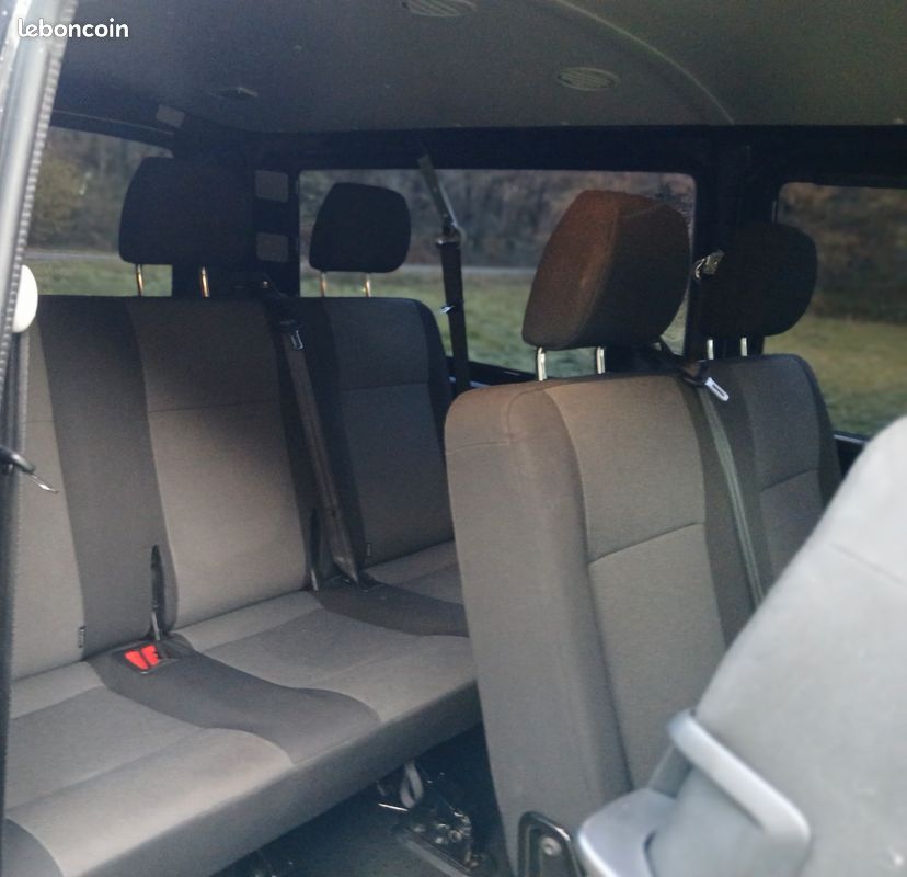 Volkswagen transporter caravelle 2.0 TDI 150Ch dsg7 9 places (image 4)