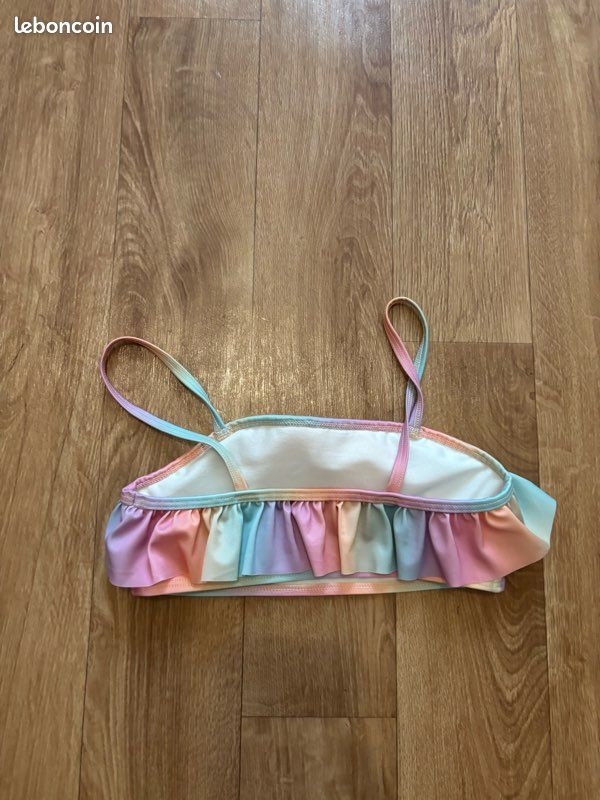 Maillot de bain fille 6/7 ans (image 3)