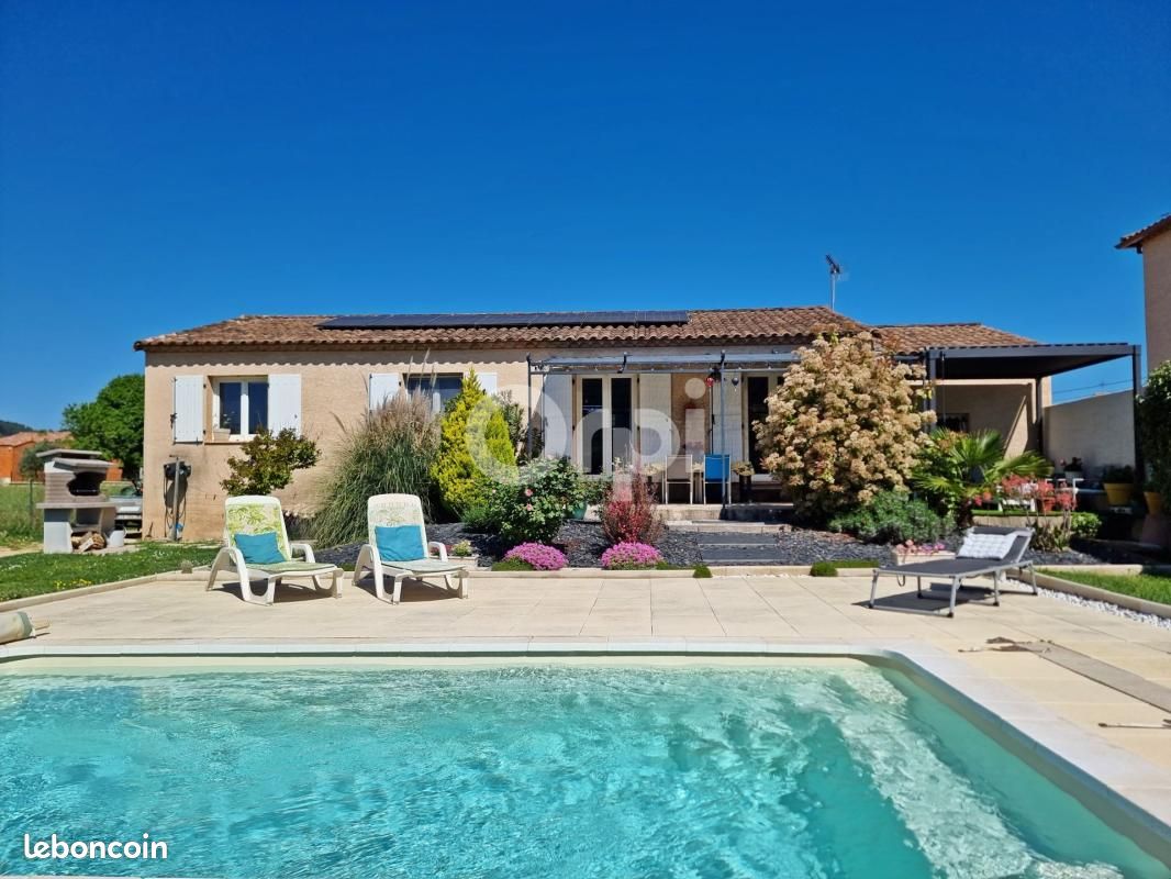 Maison 4 pièces 90 m² · à Saint-Julien-les-Rosiers · 90 m² · 279 000 €