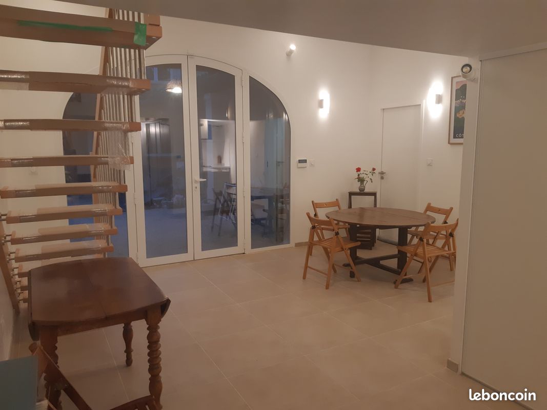 Maison 3 pièces 60 m² · à Aix-en-Provence · 60 m² · 985 €