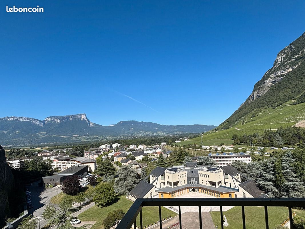Appartement 3 pièces 69 m² · à Montmélian · 69 m² · 195 000 €