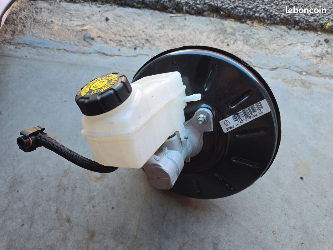 Mastervac avec maître cylindre Renault clio 4 472103202r (image 1)