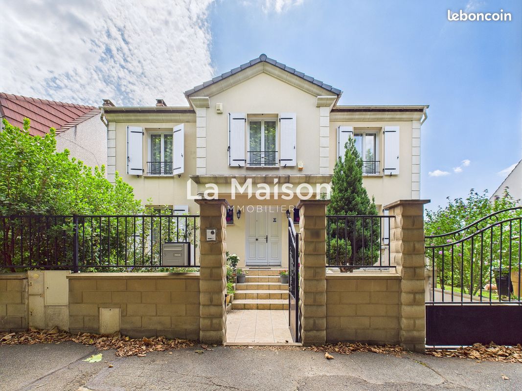 Maison 6 pièces 155 m² · à Livry-Gargan · 155 m² · 440 000 €