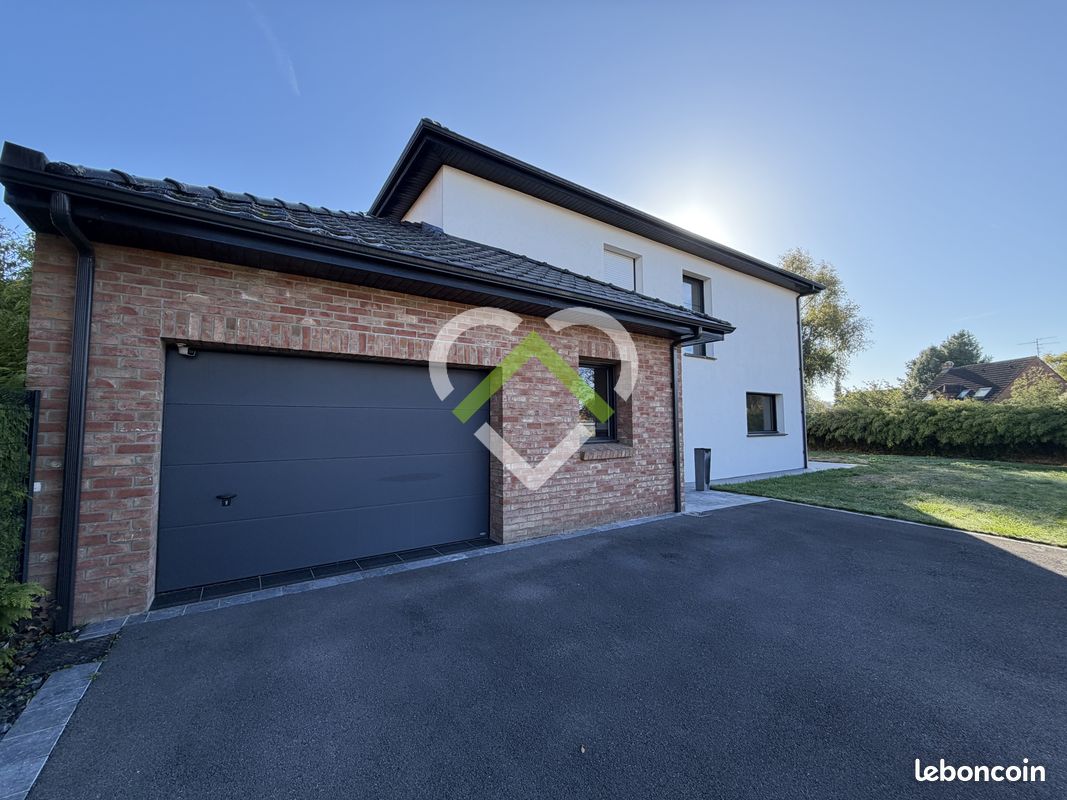 Maison 7 pièces 190 m² · à Camphin-en-Pévèle · 190 m² · 675 000 €