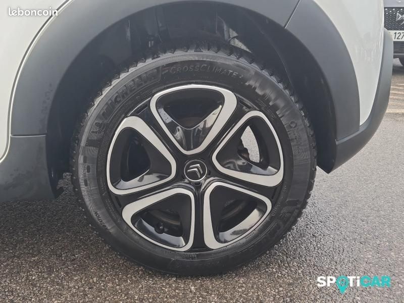 Citroen C3 1.2 PureTech 110ch S&S C-Series 120-121g (image 11)