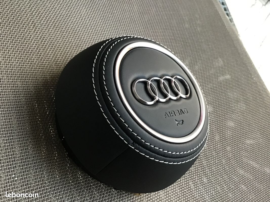 Cache centre de volant Audi a3 8v2, A5, s5, rs5 b9, f5, a4, rs4, b9… (image 1)