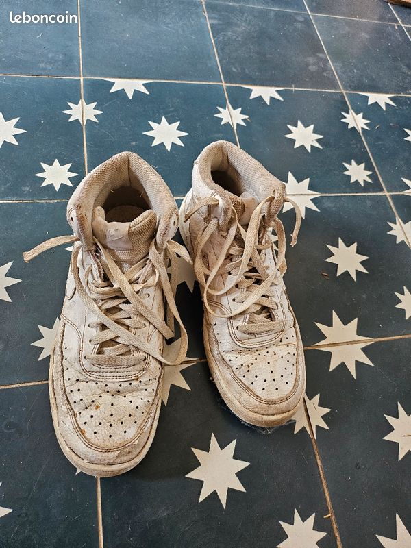 Vends sneakers usées (image 1)