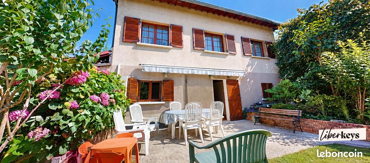 Maison 8 pièces 197 m² · à Villepinte · 197 m² · 520 000 €