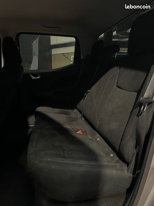 NISSAN NAVARA DOUBLE CABINE 2.3 DCI 165ch - PREPARATION UNIQUEMENT ESTHETIQUE (image 11)