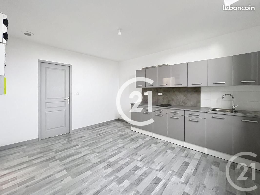 Appartement 2 pièces 32 m² · à Cognac · 32 m² · 500 €