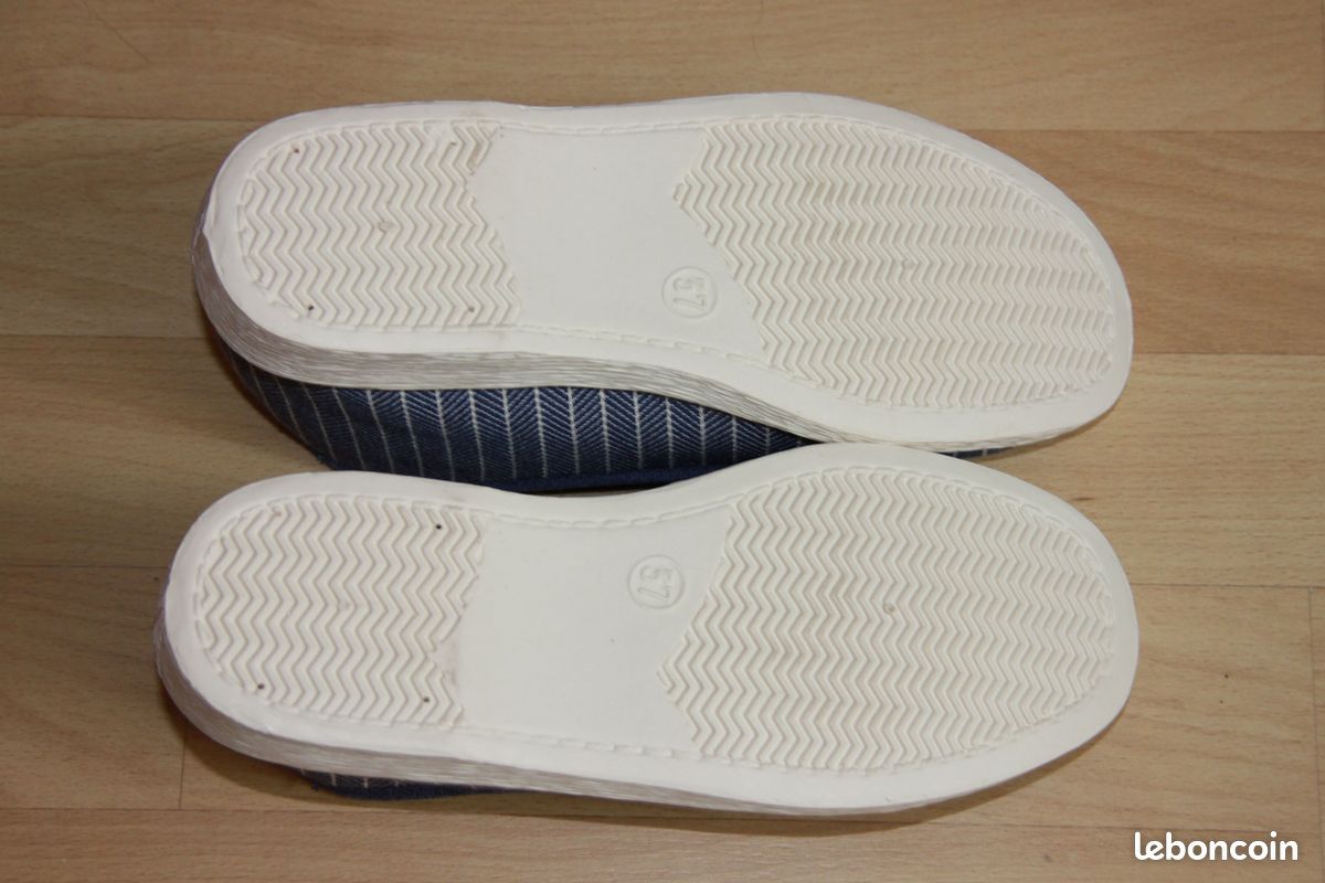 Paire de Charentaises bleues rayées NEUVES en textile - Damart - Pointure : 37 (image 4)