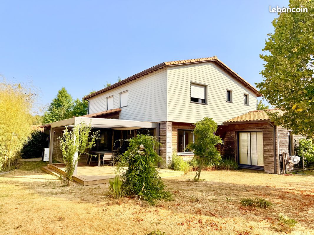 Maison 9 pièces 178 m² · à Bouaye · 178 m² · 508 600 €