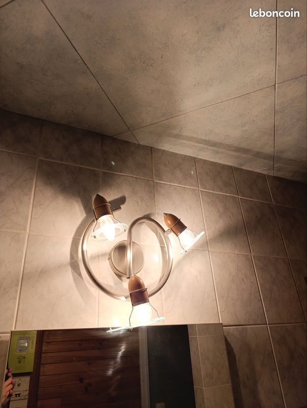 Lustre (image 1)