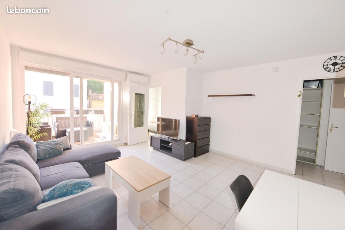 Appartement a louer grasse - 2 pièce(s) - 44 m2 - Surfyn