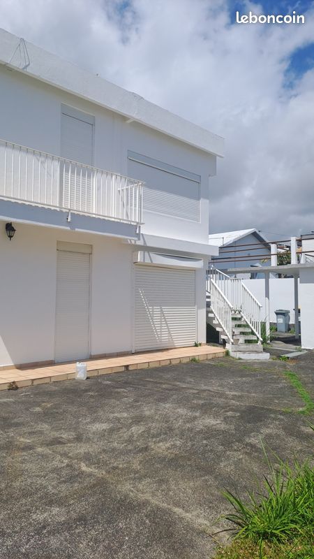 Maison 6 pièces 170 m² · à Saint-Benoît · 170 m² · 237 375 €