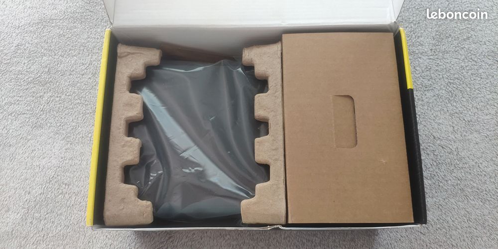 Corsair RM850e, état neuf, alimentation ATX pour PC (image 1)
