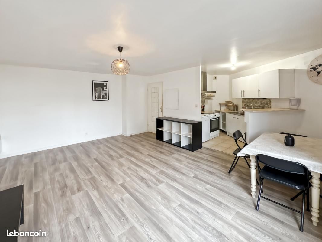 Appartement a louer vigneux-sur-seine - 3 pièce(s) - 62 m2 - Surfyn