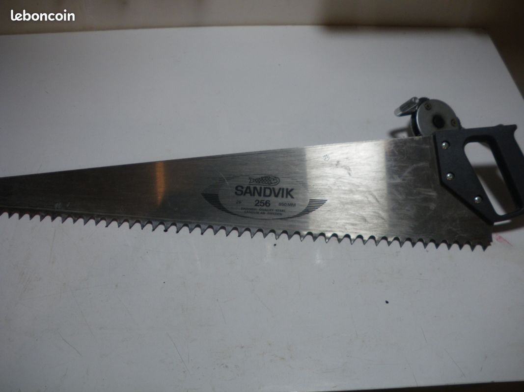 Scie à main SANDVIK - Bricolage