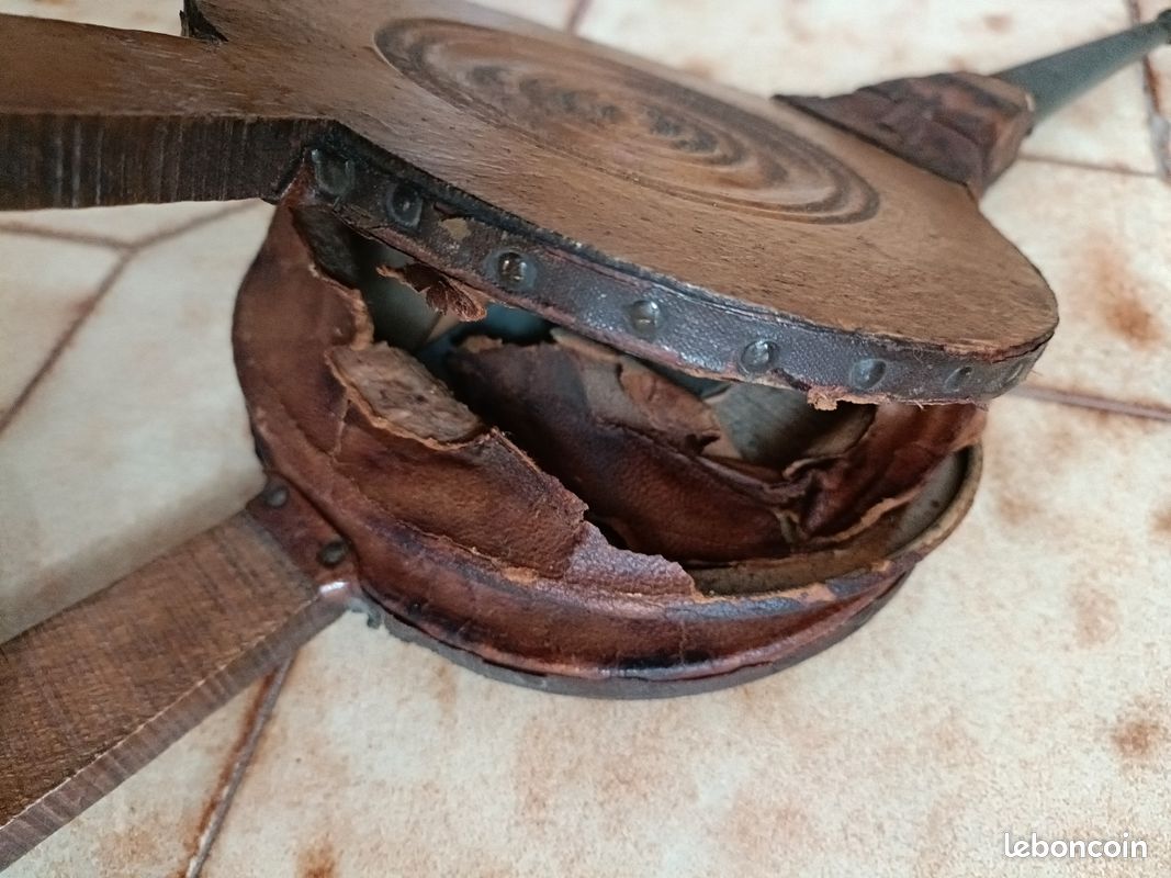 Très ancien soufflet à cheminée (image 4)