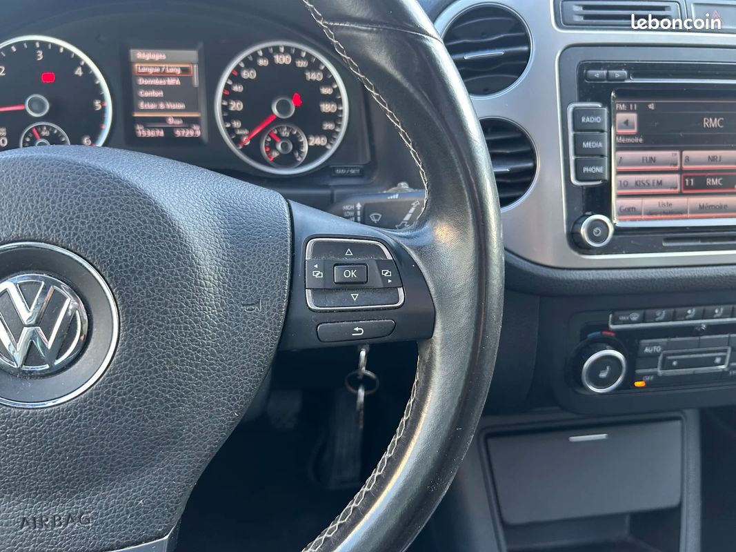 Volkswagen TIGUAN 2.0 TDi 16V DPF BlueMotion 140 cv CUP BMT (image 22)