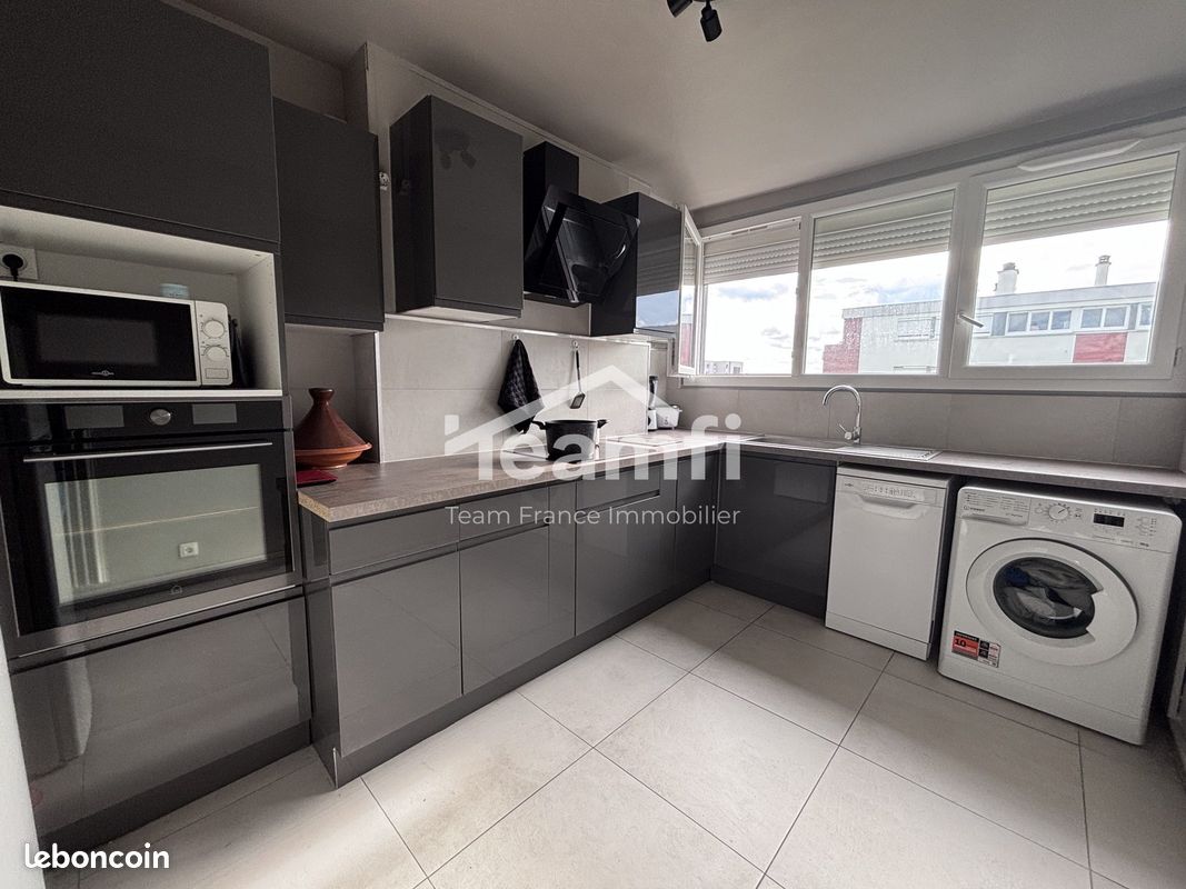 Appartement 4 pièces 75 m² · à Fleury-les-Aubrais · 75 m² · 124 100 €