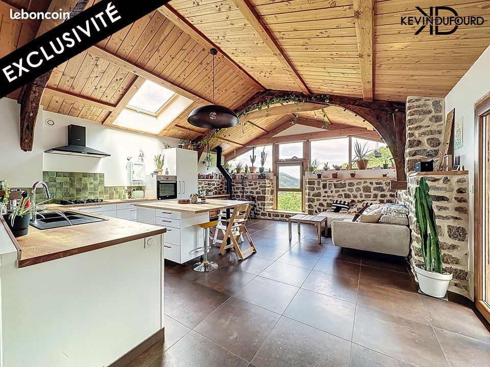 Maison 6 pièces 140 m² · à Montpezat-sous-Bauzon · 140 m² · 320 000 €
