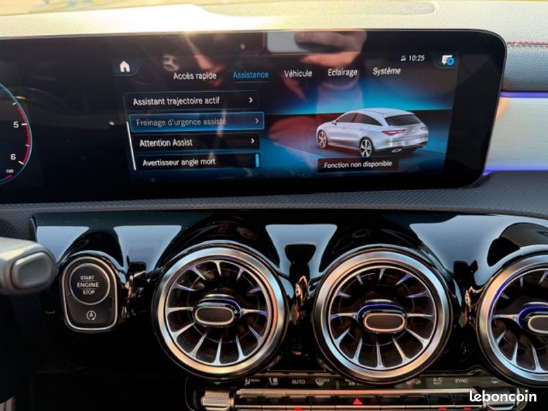 Mercedes CLA Shooting Brake 220 d AMG Line 2.0 190 8G-DCT Toit ouvrant Carplay (image 28)