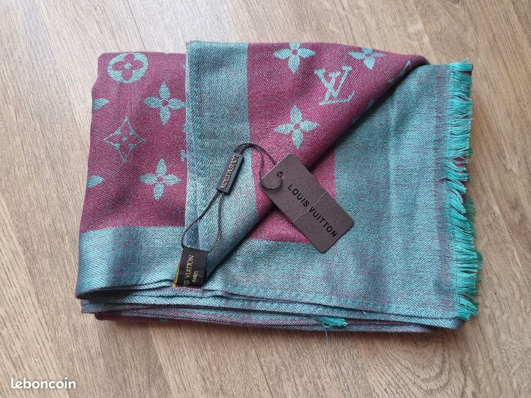Foulard Louis Echarpe Louis Vuitton Bleu Bonnet Echarpe Louis