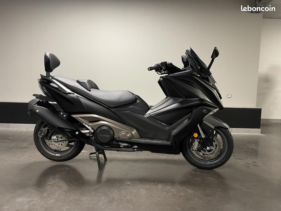 Maxi Scooter Kymco Kymco Ak 550 2022 Maxi Scooter Kymco Nuovo