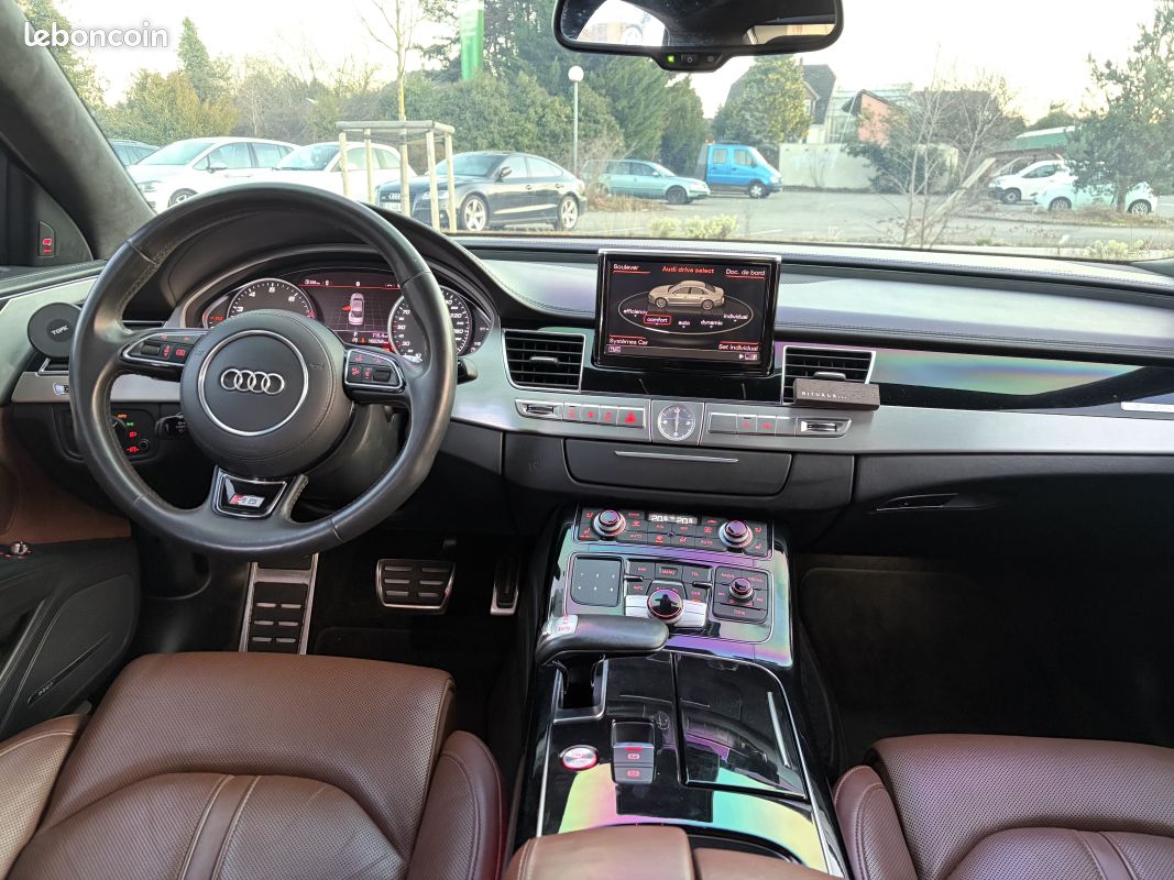 Audi s8 d4 (i) v8 4.0 tfsi 520 quattro toit ouvrant bose soft close (image 17)