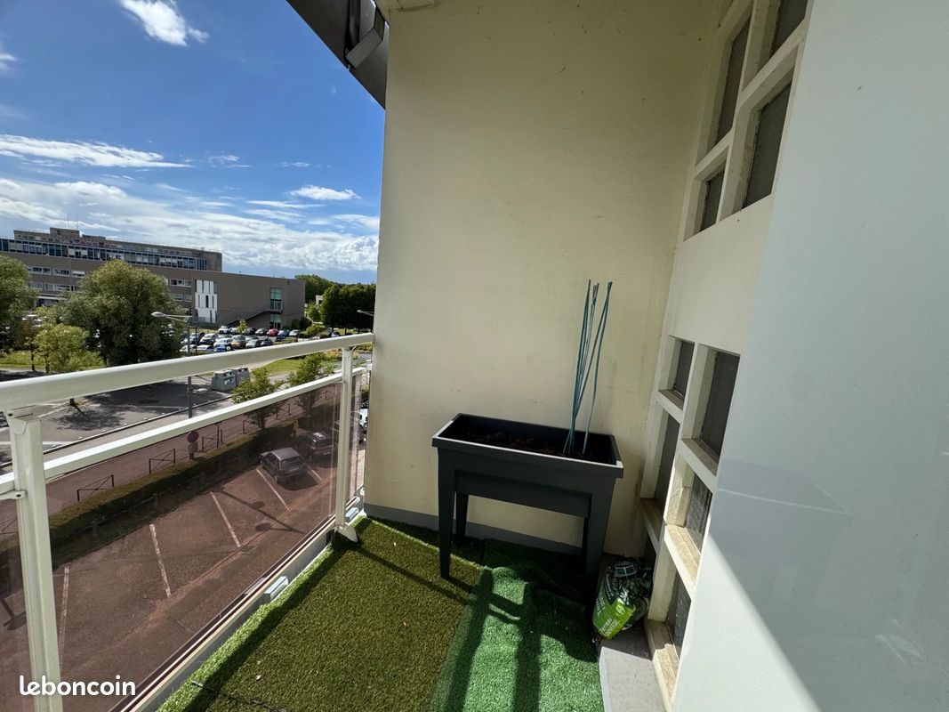 Appartement a louer mont-saint-aignan - 1 pièce(s) - 73 m2 - Surfyn