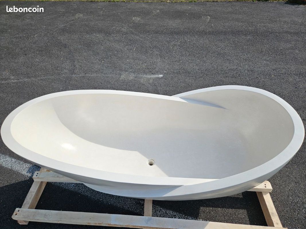 đ Baignoire Ăźlot en pierre au design exclusif â Forme unique et allure luxueuse *"Capucine" (image 5)