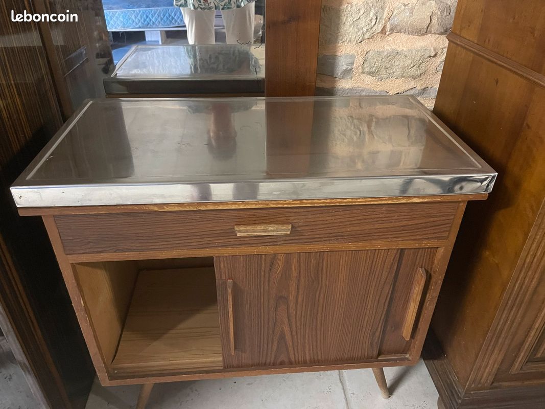 Petit meuble de rangement (image 1)