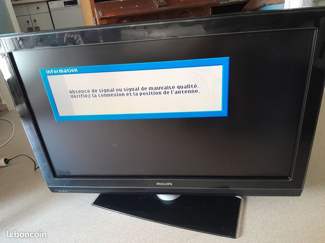 Télé écran plat 106 cm (image 1)