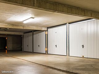 À vendre – Lot de 9 box fermés en sous-sol – Saint-Maur-des-Fossés · 234 000 €