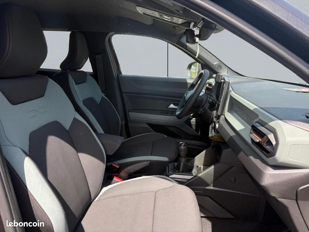 Dacia Duster Mild Hybrid 130 4x4 Journey (image 18)