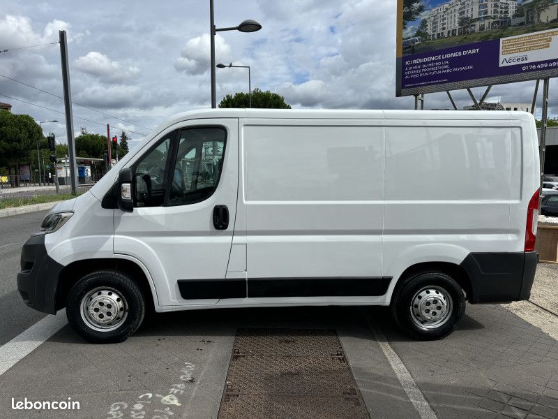 Fiat DUCATO FG 3.0 CH1 2.3 MULTIJET 130CH PACK (image 2)